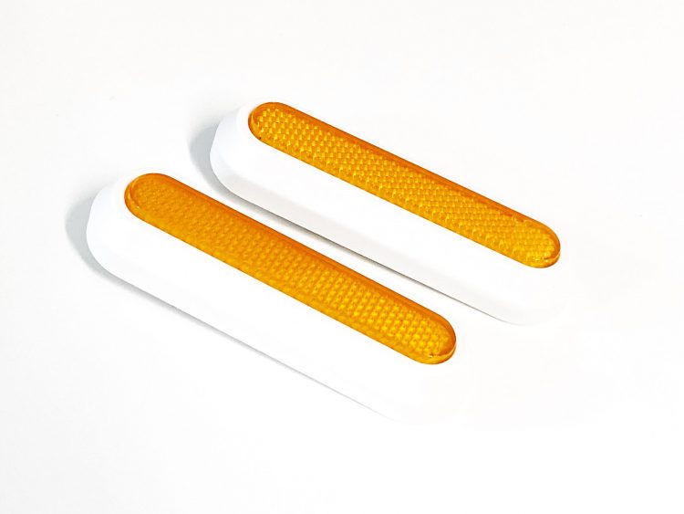 Tapas laterales Para Rueda Trasera Con Catadioptrico ( pack 2 Unidades )