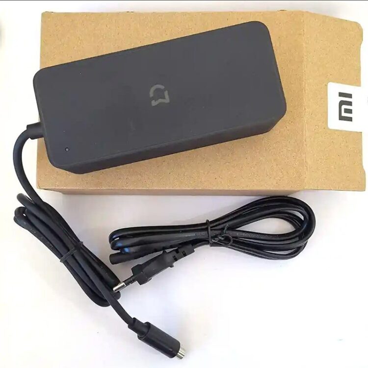 Cargador 42V ORIGINAL para Patinete Xiaomi