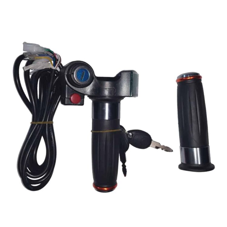 Acelerador con llave y multimetro