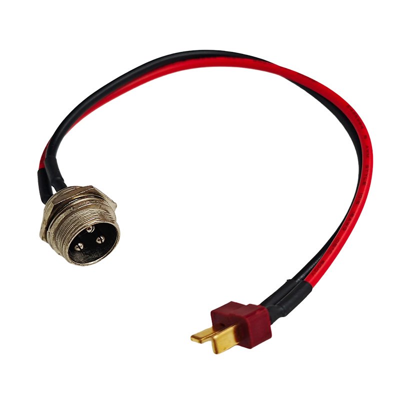 Puerto de carga GX16 – conector T-Plug (Incluye tapa de conector)